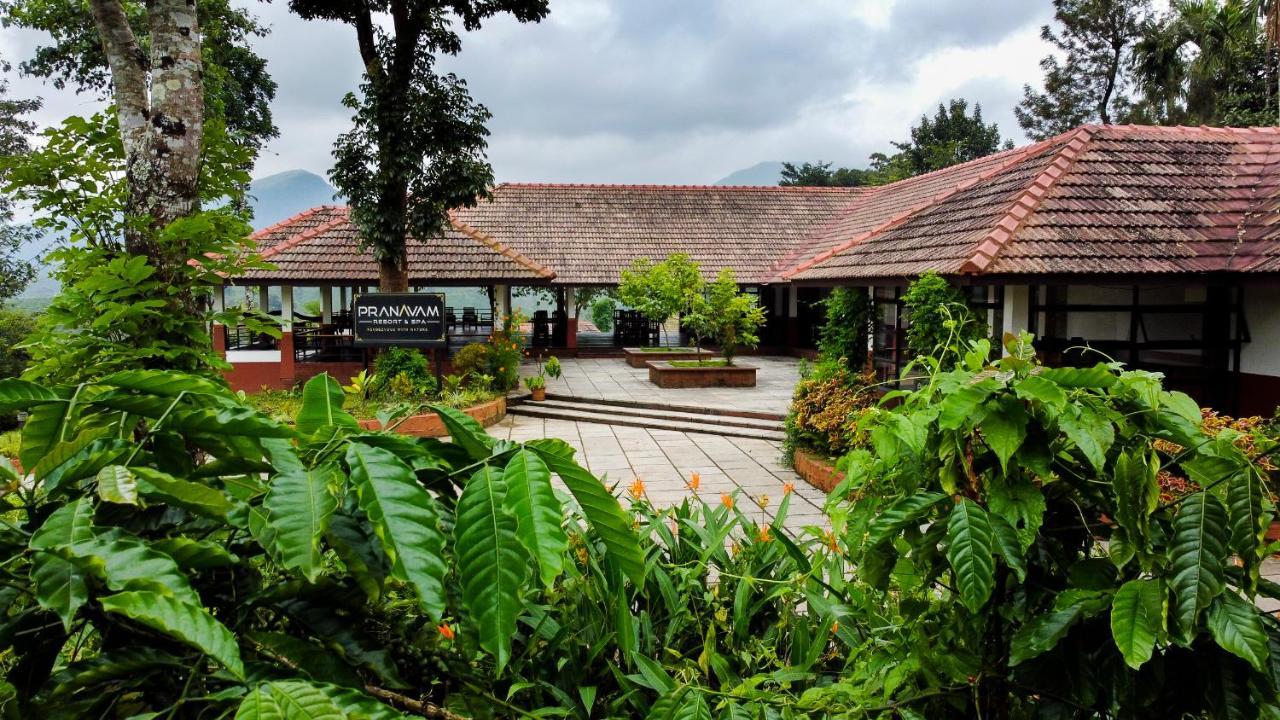 Pranavam Resort & Spa Tariyod ภายนอก รูปภาพ