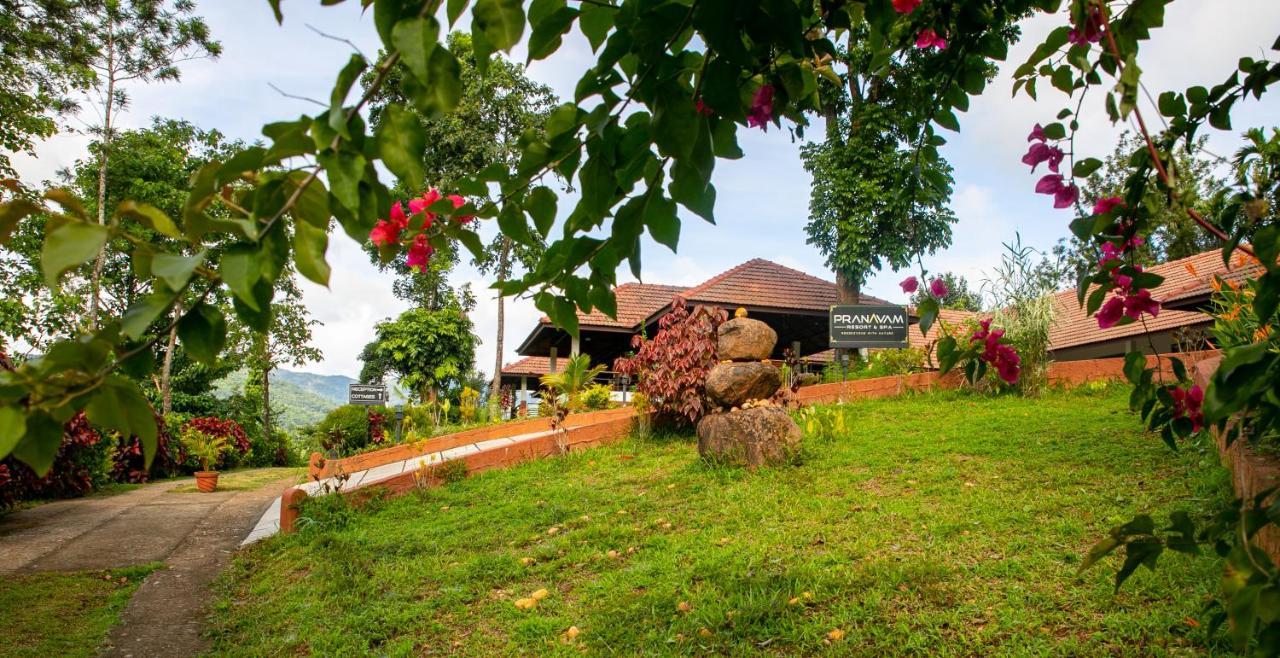 Pranavam Resort & Spa Tariyod ภายนอก รูปภาพ