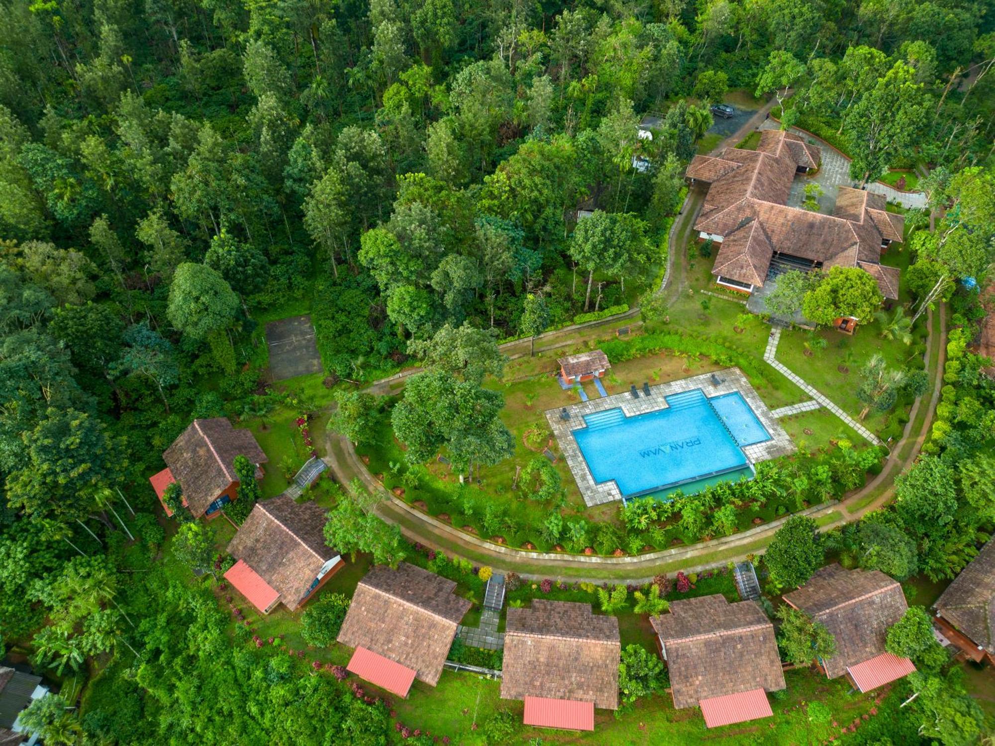 Pranavam Resort & Spa Tariyod ภายนอก รูปภาพ