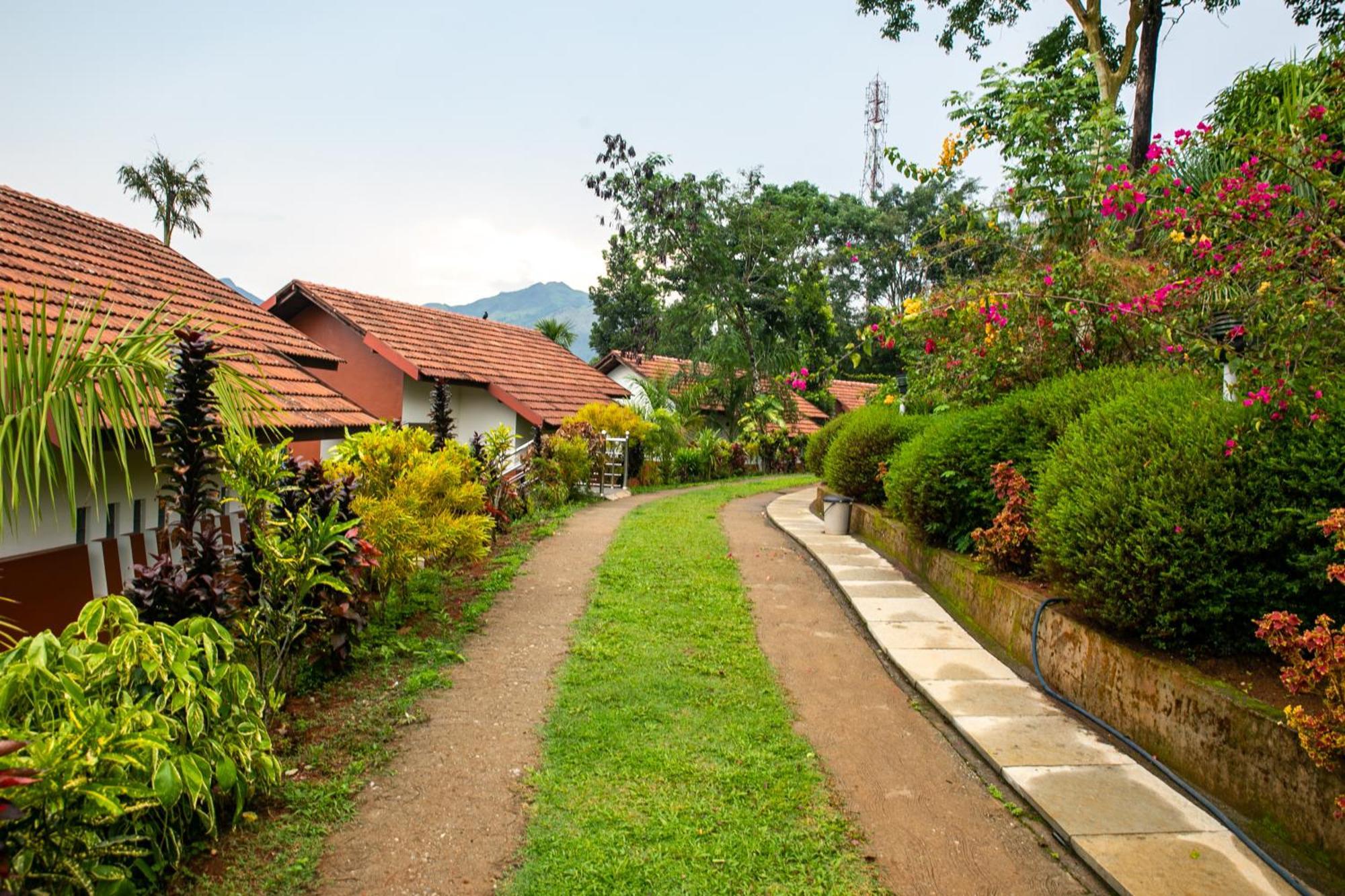 Pranavam Resort & Spa Tariyod ภายนอก รูปภาพ